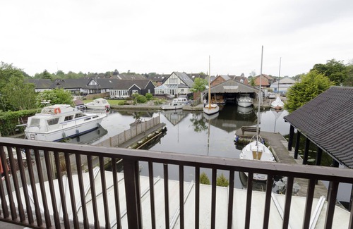 Hoveton Cottage | Gîte 5 chambres Waterside Retreat Cottage Wroxham, Norfolk Broads, Eng