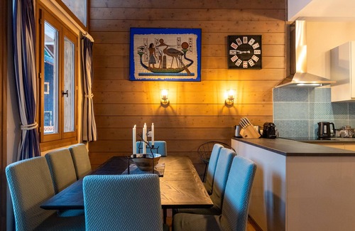 Les Prodains Appartement | Self-catering apartment within hotel complex in great location