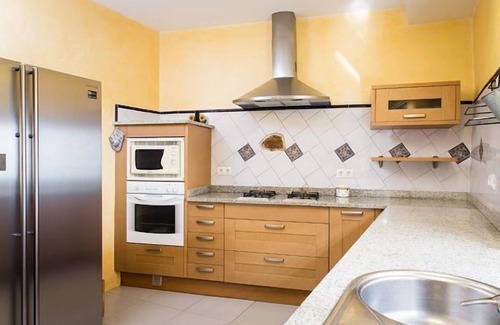 Camos Cottage | Gîte Can Serrallonga pour 15 personnes