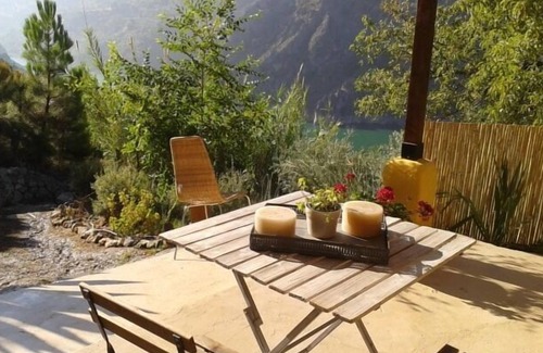 Guejar Sierra Cottage | Gîte rural (location complète) Cortijo La Solanilla pour 6 personnes