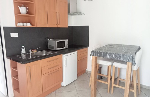 Dammarie Les Lys Appartement | Logement autonome chez habitant ( studio) à 30 min de Paris, Melun Gare