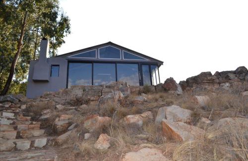 Dullstroom Appartement | Self Catering Unit - Meadow Mist