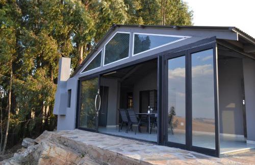 Dullstroom Appartement | Self Catering Unit - Meadow Mist