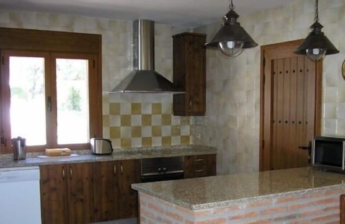 Navaluenga Cottage | Gîte Venero Claro, Agua Clara y la Fontana pour 27 personnes