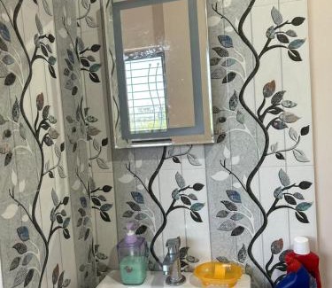 Nagpur Appartement | Self Check In 1BHK Home fully Equipped Kitchen
