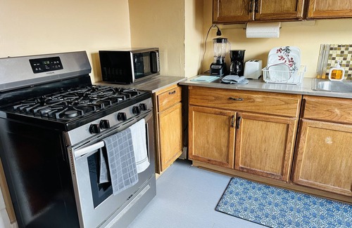 Buffalo Maison | Self check in.we’ve driveway for your car parking.5 minutes away from downtown.
