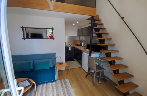 Saint-Vallier-de-Thiey Appartement | Studio indépendant dans parc naturel régional.