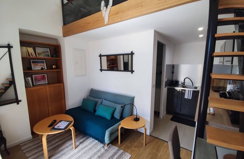 Saint-Vallier-de-Thiey Appartement | Studio indépendant dans parc naturel régional.