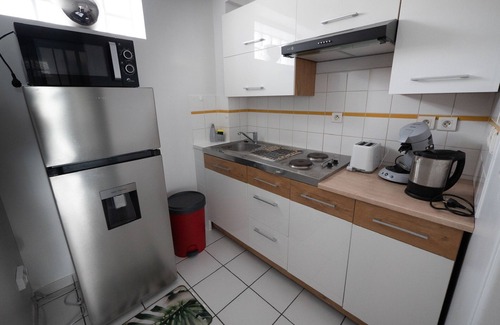Betheny Appartement | Logement indépendant, secteur ARENA, la CARTONNERIE, maison de champagne.