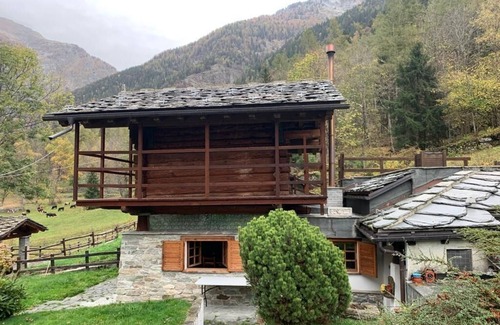 Gaby Chalet De Ski | Self-contained chalet with garden and all amenities. Preference x seasonal rental
