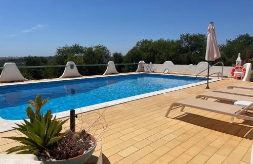 Albufeira Appartement | Self-contained floor of Quinta/Villa