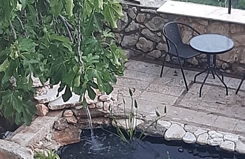 Safed Appartement | Self-contained Garden Flat Galilee sea mountains WiFi, Air-Conditioner, BBQ 1