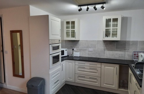 Winterton-on-Sea Appartement | Self Contained Studio Flat in Winterton Hall