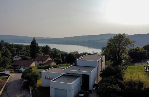 Montferrat Maison | Selha luxury house Montferrat magnificent lake view + infinity pool 180m2