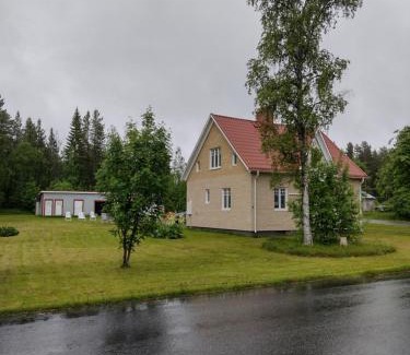 Blattnicksele Villa | Semesterhus AURORA