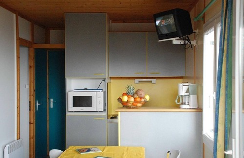 Blavignac Chalet De Ski | Calma y relajación, 1 sala de estar, 2 dormitorios, baño con ducha, piscina