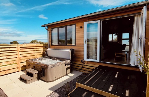Llansantffraed Chalet De Ski | 1 chambres à coucher à Llanon