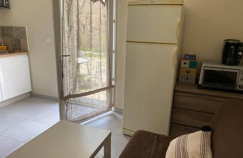 Pont-Saint-Esprit Maison | Logement mitoyen + extérieur fermé. Animaux ok !
