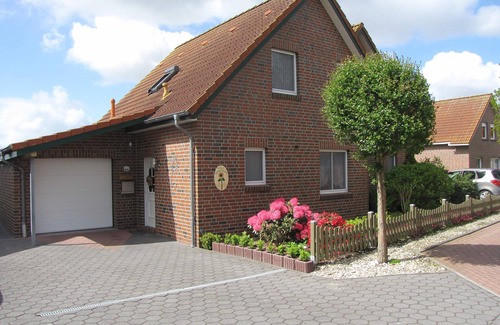 Ditzum Maison | Maison jumelée dans un endroit calme à Ditzum avec terrasse sud / jardin et garage