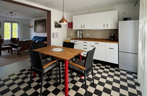 Paewesin Maison | Semi-detached house on the lake with small garden surrounded by nature