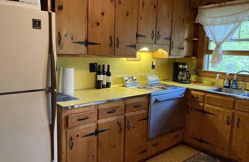 Reserve at Fairystone Cabine | Semi-Rustic Cabin with privacy near Fairystone State Park