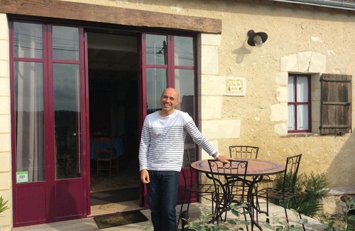 Troo Villa | Gîte semi-troglodyte du Vieux Chai de Trôo en vallée du Loir