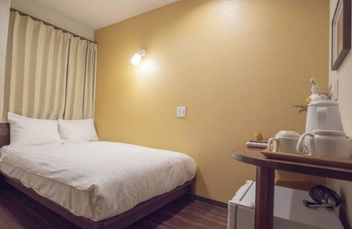 Higashiueno Hôtel | Semidouble Bed width 120cm x 1 Room only / Taito-ku Tokyo