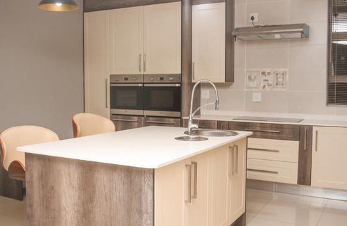 Makhado Maison | Senaville Guesthouse