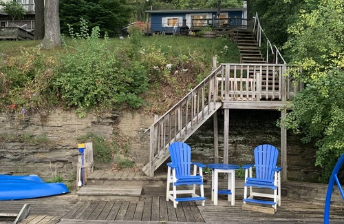 Burdett Cottage | Seneca Lake front cottage on heart of Wine Trail, with gorgeous sunset views.