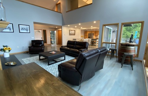 Burdett Maison | Seneca Lake Front Wine Trail Sunsets