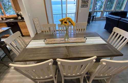 Burdett Maison | Seneca Lake Front Wine Trail Sunsets