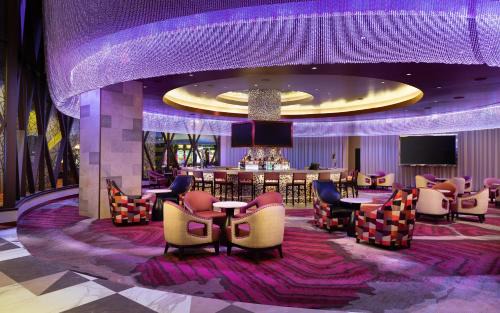Downtown Niagara Falls Hôtel | Seneca Niagara Resort & Casino