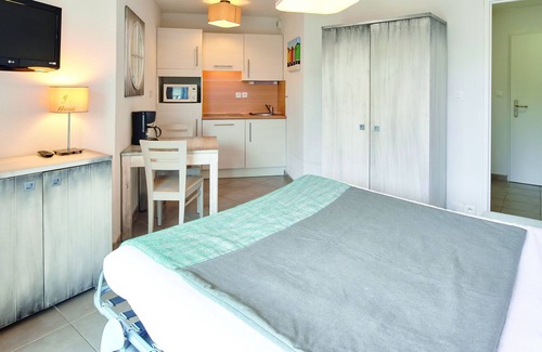 Casteljau Appartement | Sensational Residence Lou Castel sleeps 2 Pmr