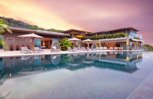 Choeng Thale Villa | Villa sensationnelle de 7 chambres à coucher sur la plage de Layan
