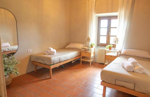 Civitella in Val di Chiana Villa | Sentire - Vegetarian Tuscan Villa & Resort