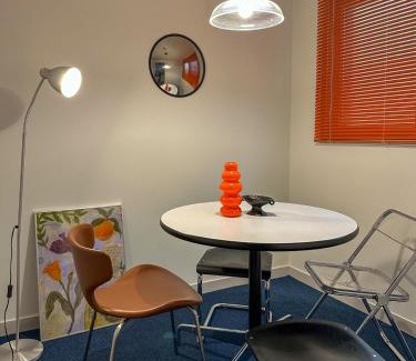 Hwagok-dong Appartement | SEOUL OPEN Line 5 Hwagok Station location,2 queen beds,10 minutes from Gimpo Airport,Hongdae,Yeouido,Gwanghwamun,Gochukdom