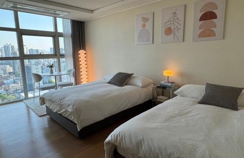 Namyeong-dong Appartement | Seoul Station Studio-City View