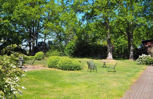 Wichtenbeck Copropriété | Separate bright vacation apartment Wacholder on a former farm