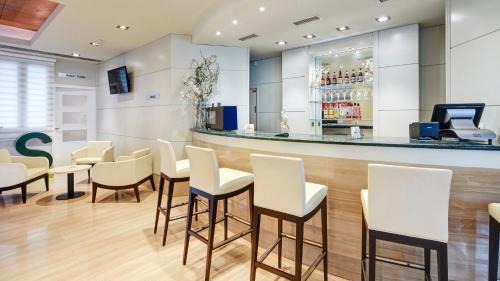 San Blas-Canillejas Hôtel | Sercotel Alcalá 611