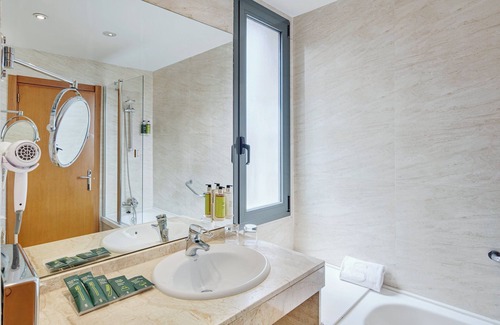 Cornella de Llobregat Hôtel | Sercotel Cornella Barcelona