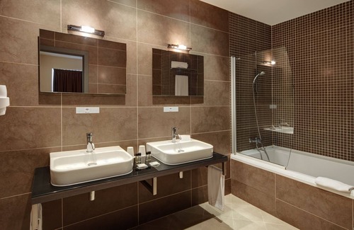 Zaragoza Hôtel | Sercotel Plaza Feria