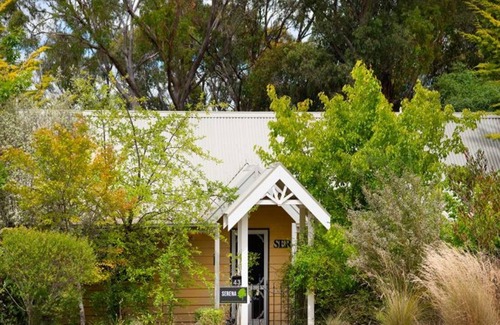 Daylesford Cottage | Serena- a stone's throw from Lake Daylesford