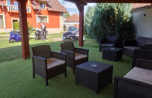 Cartisoara Maison | Serena House