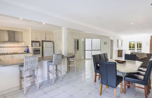 North Creek Maison | Serendipity - 4 BR beachfront Lennox Head home