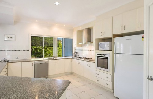 North Creek Maison | Serendipity - 4 BR beachfront Lennox Head home