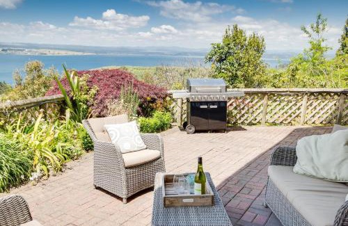 Acacia Bay Maison | Serendipity with a view