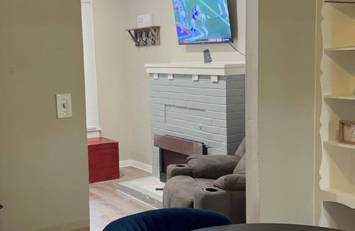 Mitchell Maison | Serene 2 bedroom home in residential neighborhood.
