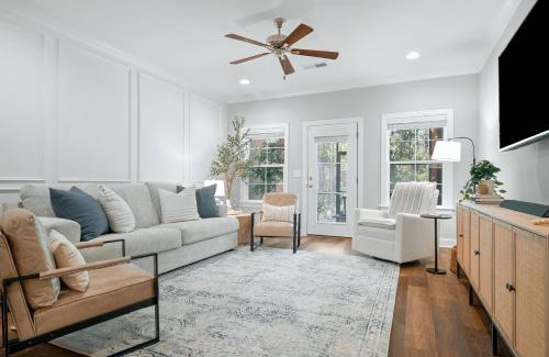 Auburn - Opelika Maison | Serene 3BR, Family Friendly, Remote Workspace, Sleeps 8!
