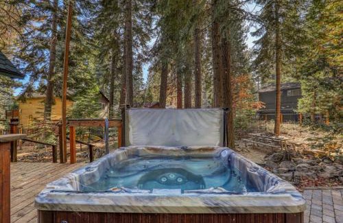 Carnelian Bay Maison | Serene 5BDR Near Beach and Forest Trails