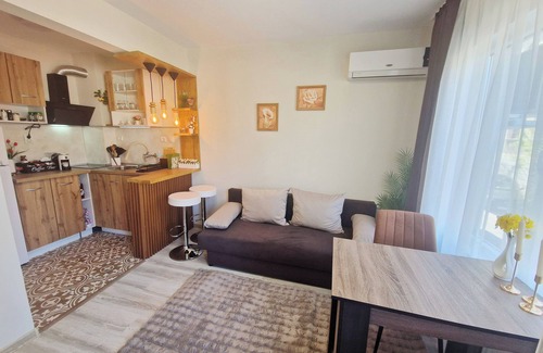 Veliko Tarnovo Center Appartement | Serene apartment with AC in top centre of charming Veliko Tarnovo